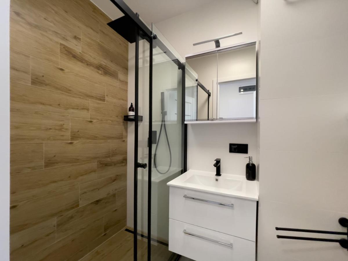 Urban Apartments Premium Baildona 18B, Free Garage, Self Check-In Katowice Extérieur photo